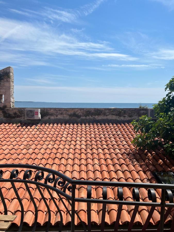 Guest House Torci 18 Novigrad Istria Exterior foto